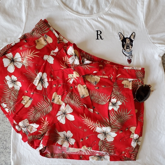 🔥3/$30 ☀️Bluenotes Floral Casual Shorts - Picture 6 of 6